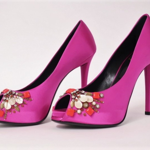 Roger Vivier Shoes - NEW Roger Vivier Pump Fuchsia Embellished Satin